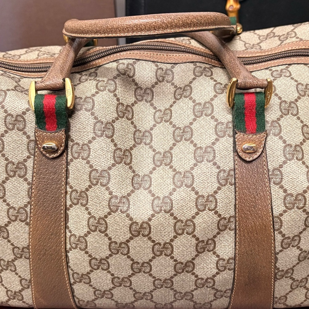 Authentic Gucci Vintage GG Supreme Boston Bag + Matching Toiletry Pouch